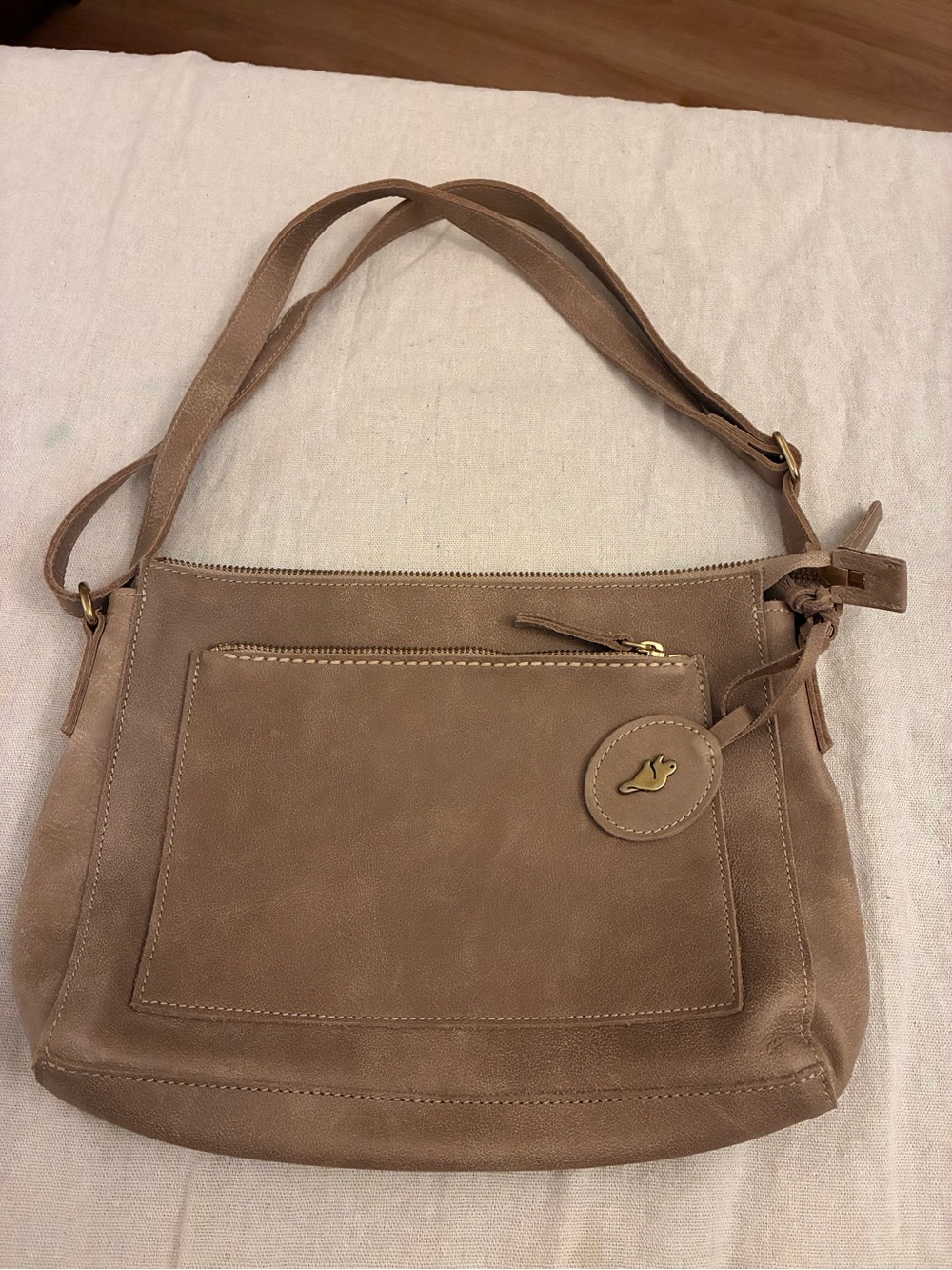 Roots Riverside Saddle Tribe Purse - Picture 2 of 10